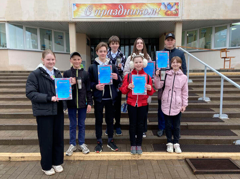 Достойно представили район