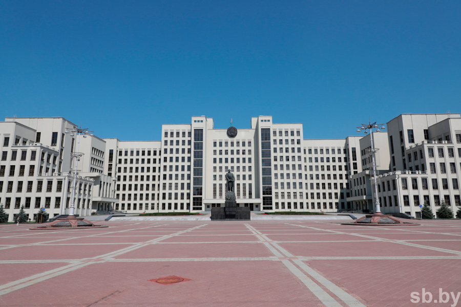 Совмин продлил запрет на ввоз и реализацию некоторых товаров