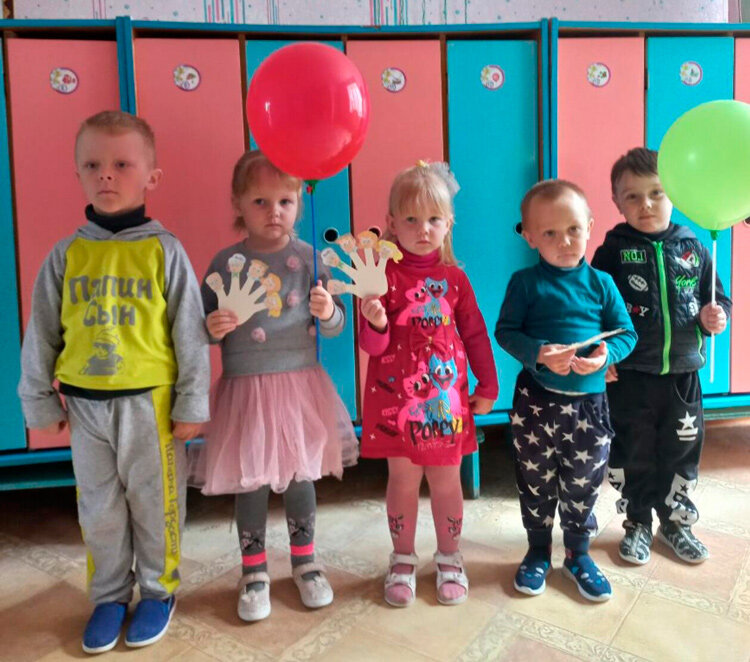 Весело и увлекательно провели Международный день семьи воспитанники ГУО «Детский сад №1 г. Круглое»