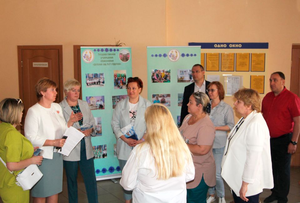 Педагогов Кемеровской области встречали сегодня на Круглянщине