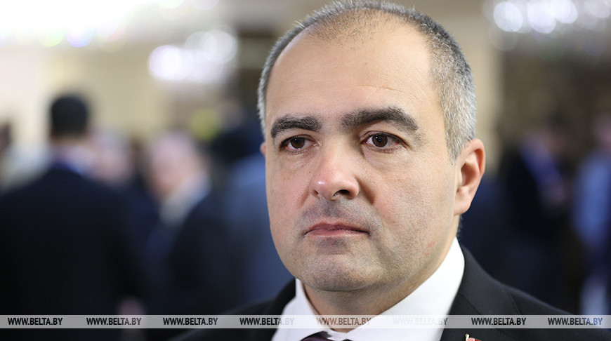 Гайдукевич о перерегистрации партий: мы выстраиваем новую политическую систему страны