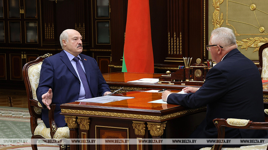 Лукашенко обсудил с главой ЦИК подготовку к электоральной кампании 2024 года