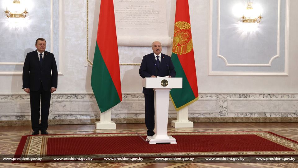 Лукашенко: готовы вести диалог о сотрудничестве с любой страной, которая признает наш суверенитет