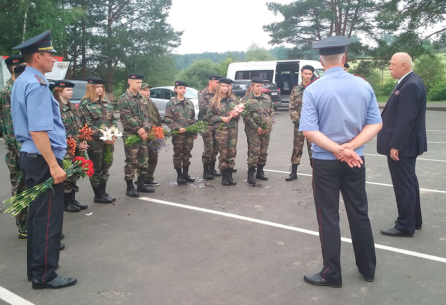 Экскурсионный день запомнится «дозоровцам»