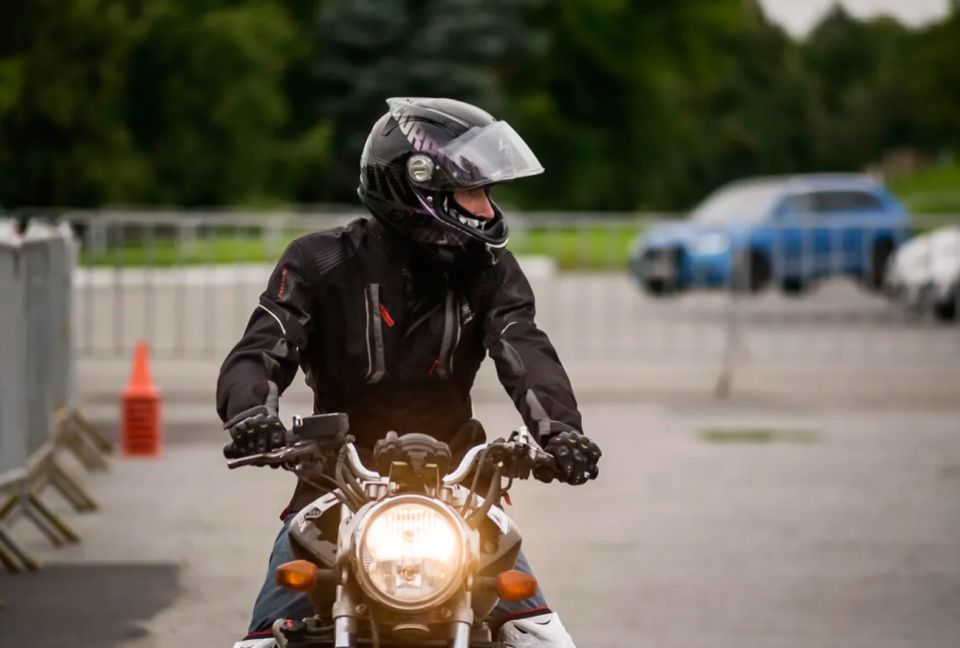 ГАИ напомнила мотоциклистам о мерах безопасности при езде