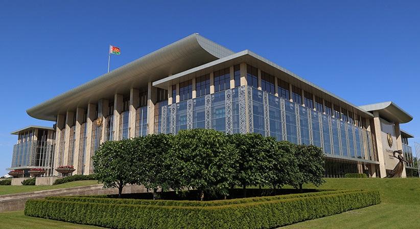 Лукашенко подписал указ о мерах по противодействию несанкционированным платежным операциям