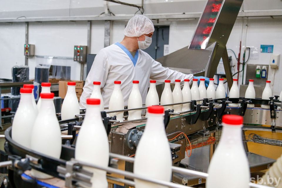 Внешнеторговый оборот товаров и услуг Беларуси в январе – июле вырос на 13,4% до $ 53,8 миллиарда