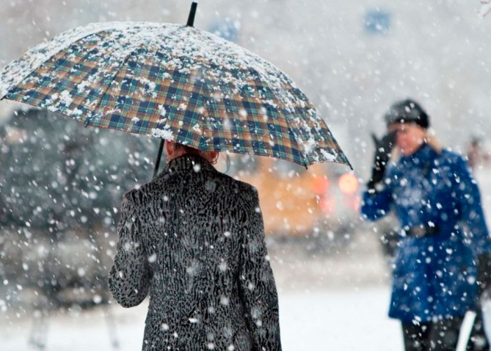 В Беларуси на 26 октября объявлен оранжевый уровень опасности из-за сильного дождя и мокрого снега