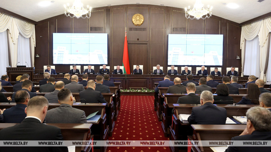 Рост ВВП и доходов населения. Головченко подвел итоги работы экономики