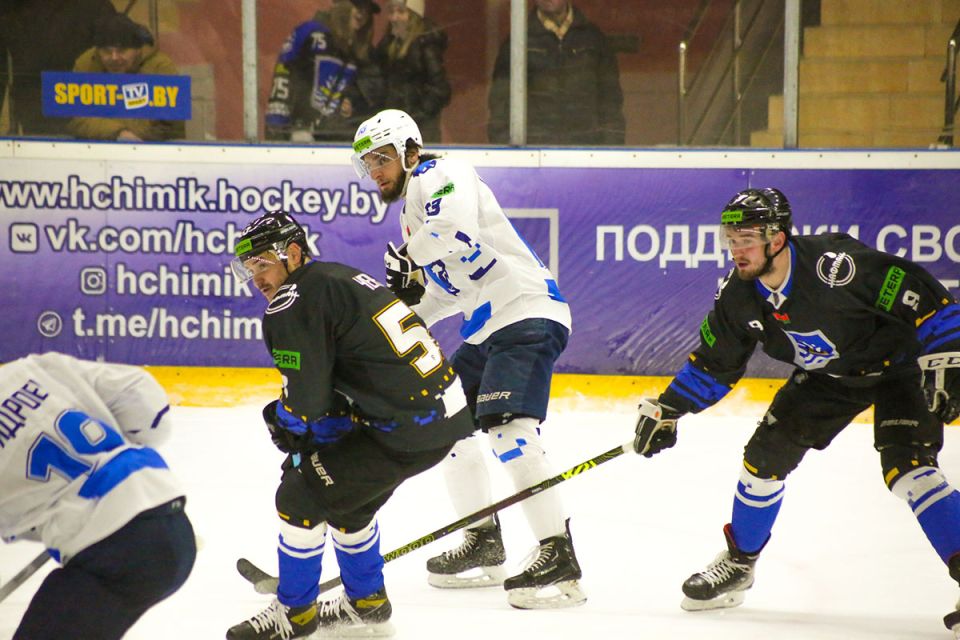 «Витебск» разгромил «Химик» и вышел на первое место в таблице чемпионата страны по хоккею