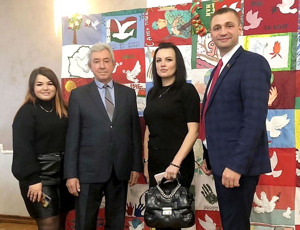 Приятно  было  пообщаться, встречая  славный  юбилей