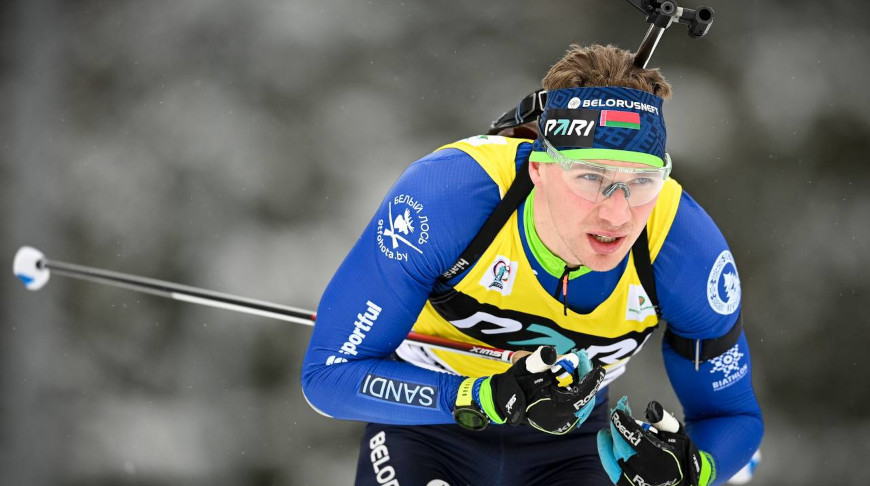 Смольский стал третьим в спринте на этапе Кубка России по биатлону