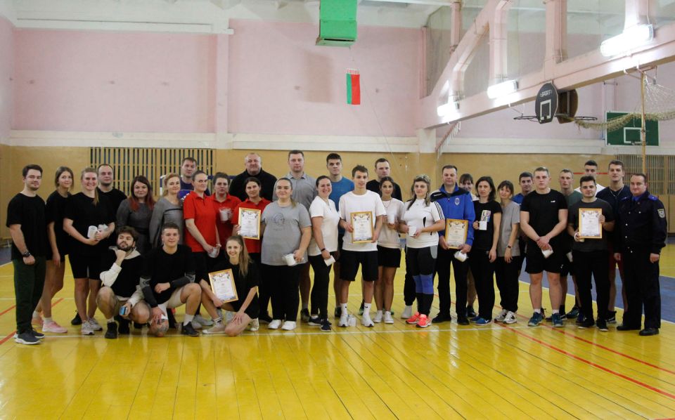 Позитивно, активно и весело: спортландия для работающей молодёжи состоялась на Круглянщине