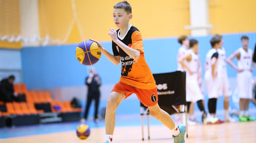Российские звезды дали мастер-класс юным белорусским баскетболистам