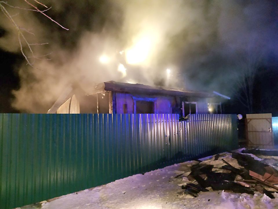 Жилой дом горел в деревне Новое Радча
