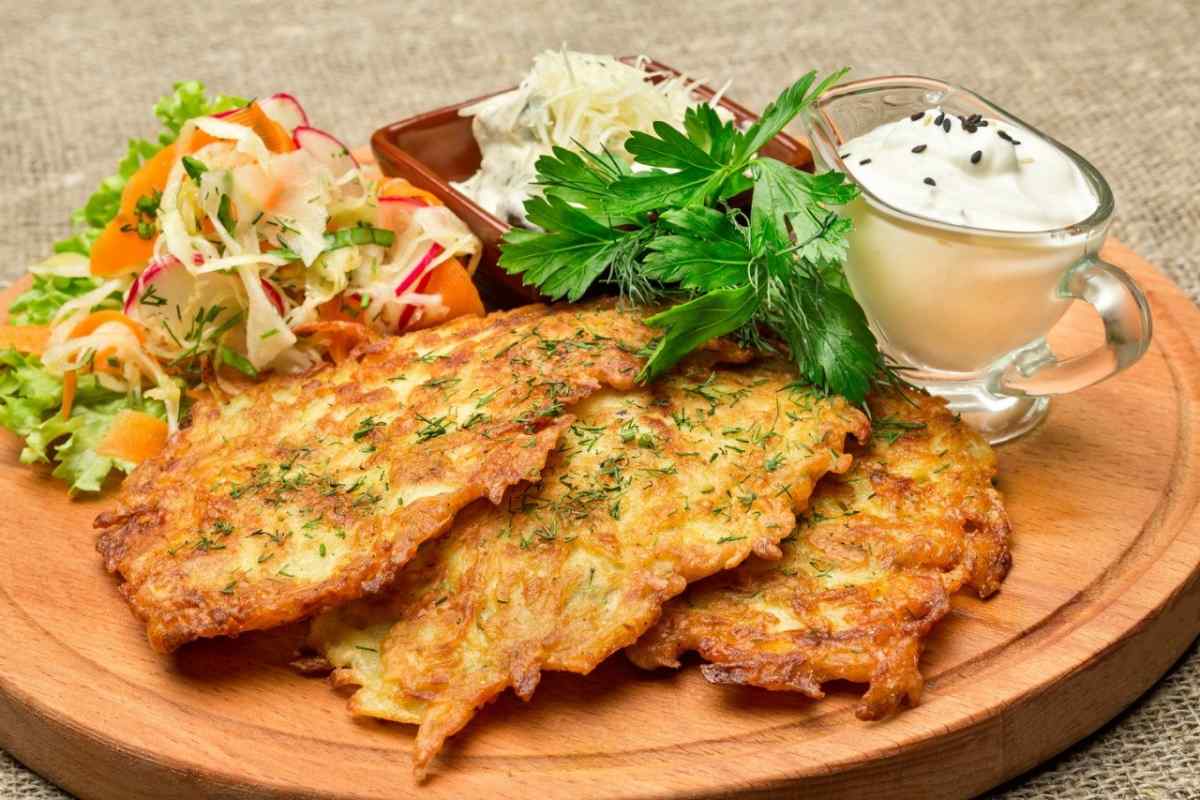 Готовим драники: классический рецепт