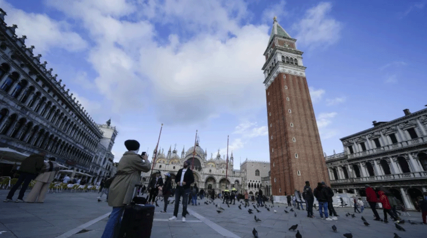Венеция будет облагать туристов, посещающих город на один день, взносом в 5 евро