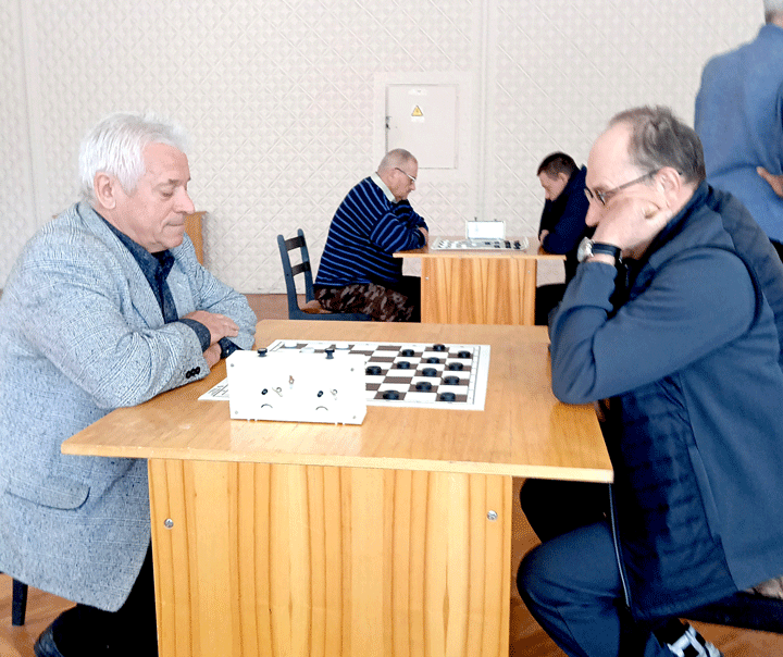 В Круглом прошёл турнир по русским шашкам, посвящённый памяти  Александра Подольского
