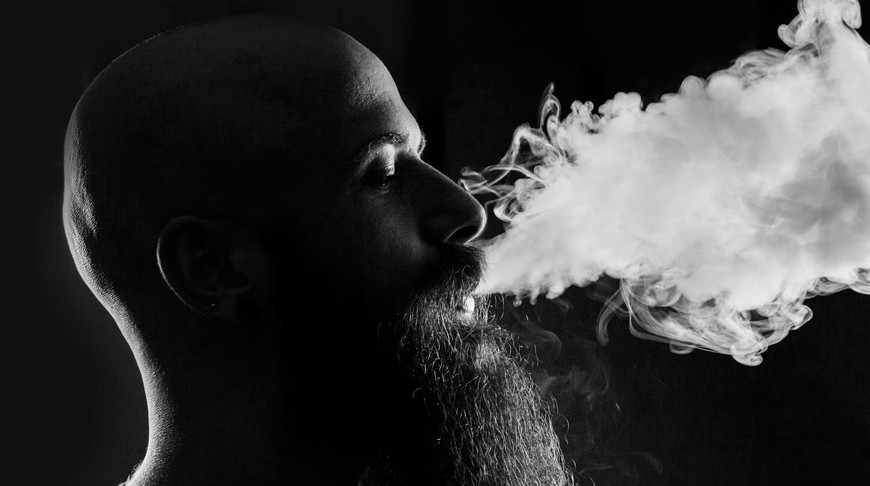 В России планируют запретить продавать жидкости для вейпов с ароматизаторами