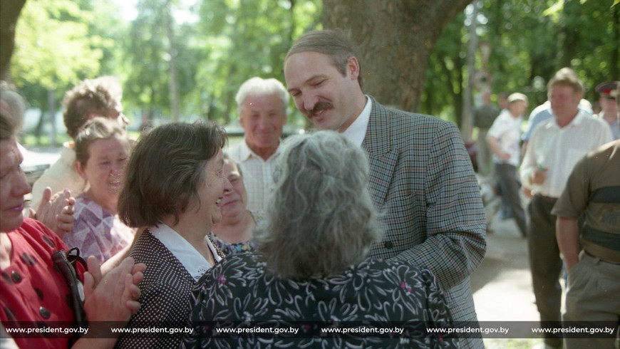 Спасательный круг для страны и роль личности. Институту президентства в Беларуси исполнилось 30 лет