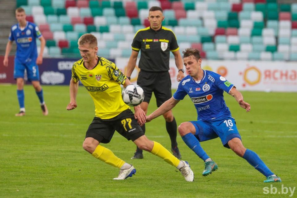 В чемпионате Беларуси по футболу наступил антракт