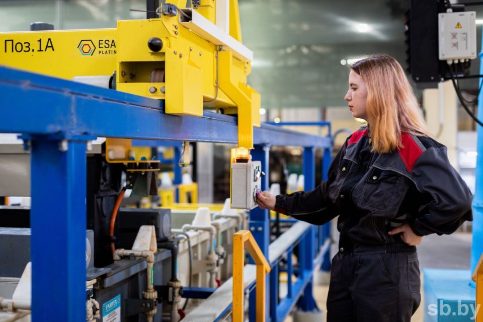 Слесари-ремонтники, фрезеровщики, операторы станков — кто наиболее востребован в регионах