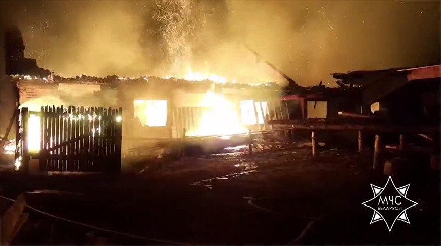Спасатели ликвидировали пожар на пилораме в Чаусском районе