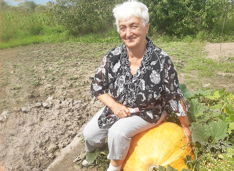 Огромная тыква выросла на огороде Раисы Будкевич