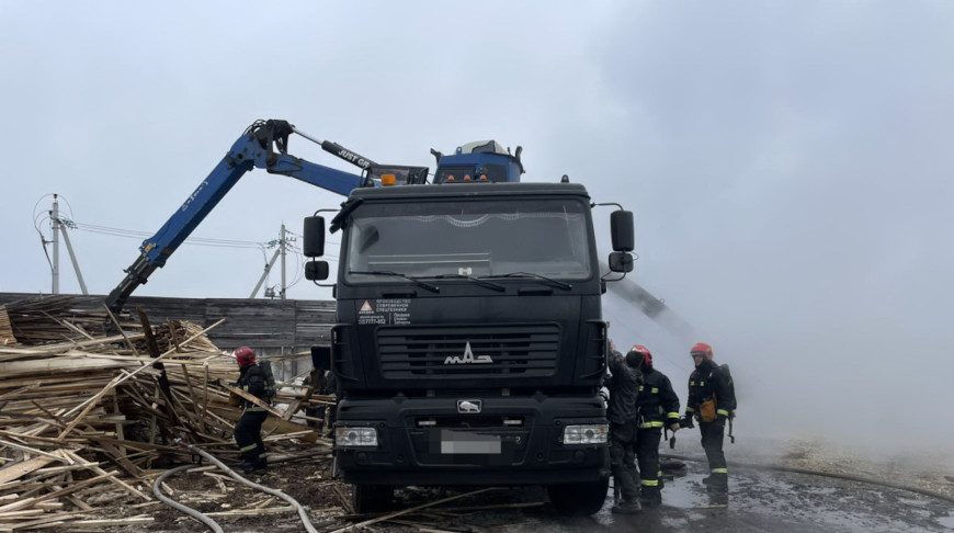 На пилораме в Могилевском районе произошел пожар