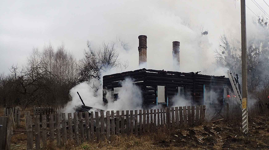 Пенсионер погиб при пожаре в частном доме в Бобруйском районе