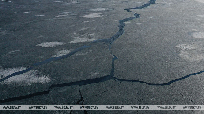 В Глубокском районе мужчина на озере провалился под лед и утонул