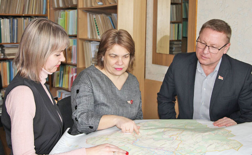 Им доверили наше богатство – землю