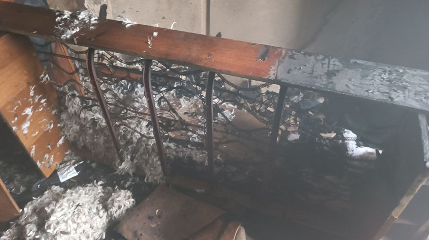 Женщину и ее сына спасли из горящей квартиры в Молодечненском районе