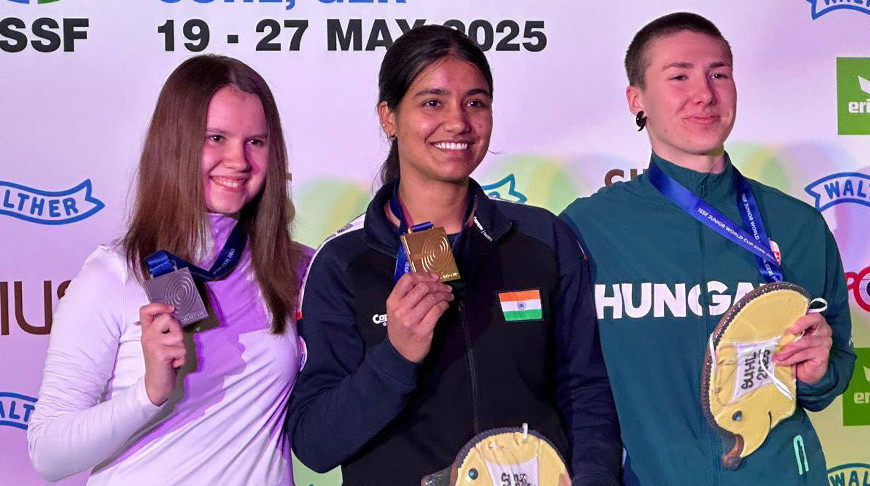 Белоруска Нестерович завоевала серебро в стрельбе из пистолета на юниорском Кубке мира