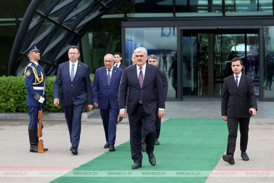 Турчин прибыл с официальным визитом в Азербайджан