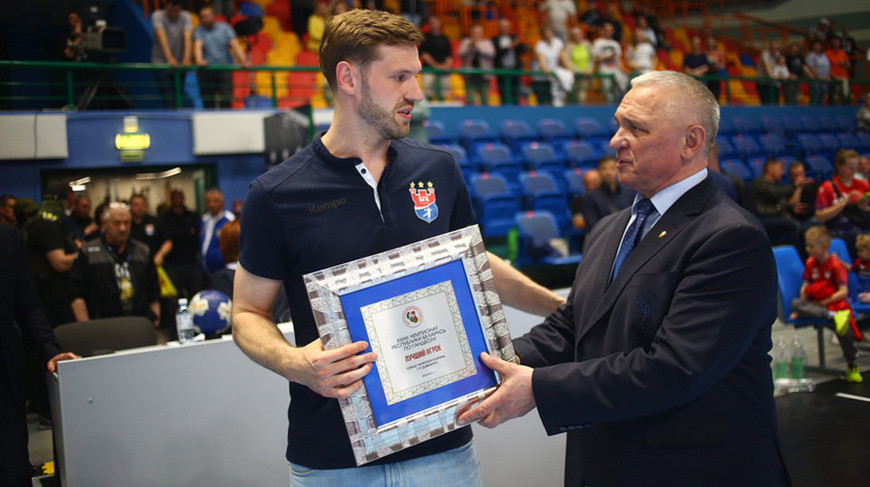 Шкуринский признан лучшим игроком гандбольного чемпионата Беларуси