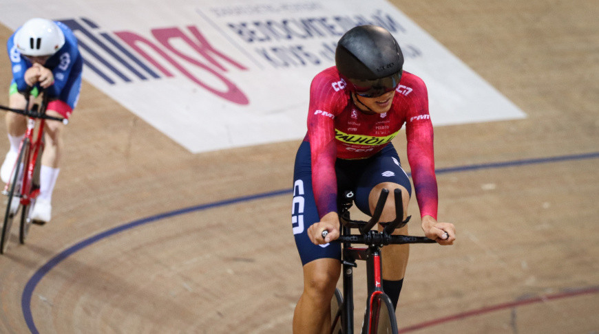 Белорус Бабович выиграл гонку преследования на Гран-при Санкт-Петербурга по велоспорту на треке