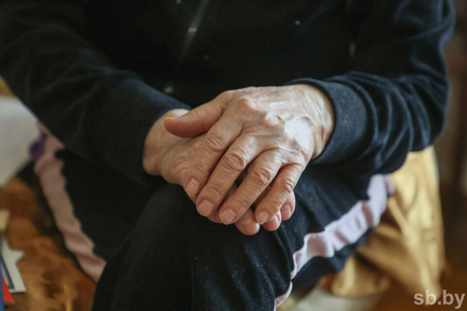 В Минске 90-летняя пенсионерка приняла мошенников за внука и его приятеля и отдала им более BYN 5 тысяч