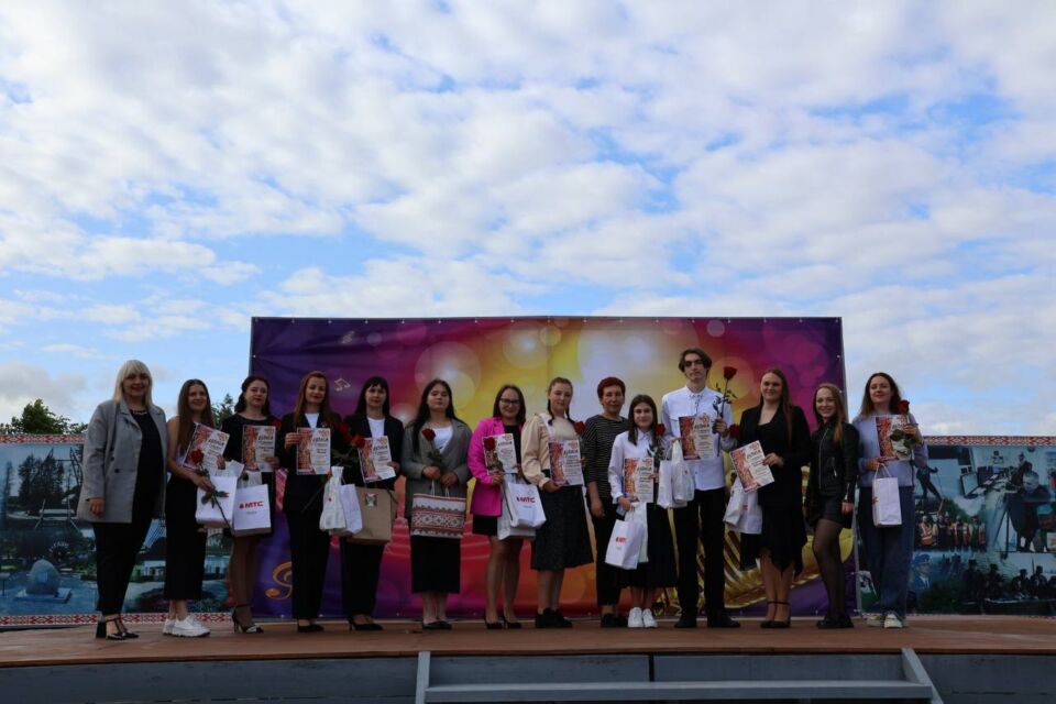 Огонь  молодёжных  талантов