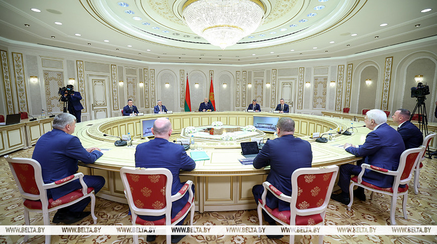 Лукашенко: Беларусь и Челябинская область торгуют на полмиллиарда долларов в год, но есть над чем работать