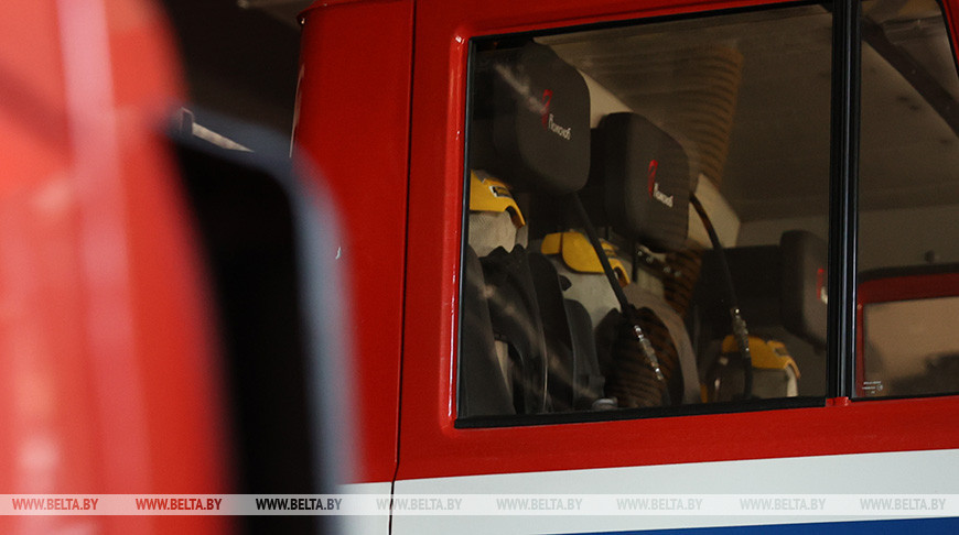 В Волковысском районе в поле горел комбайн