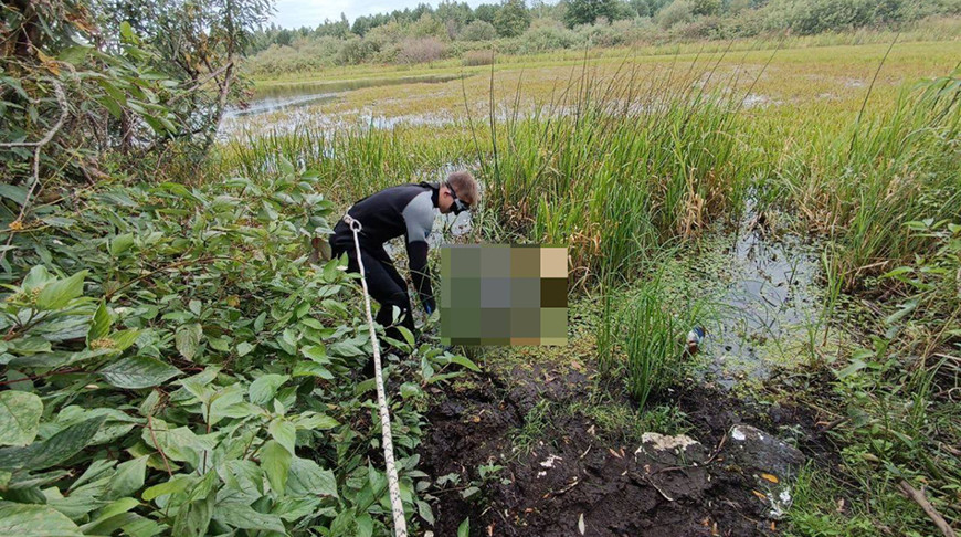 Мужчина утонул в озере под Веткой