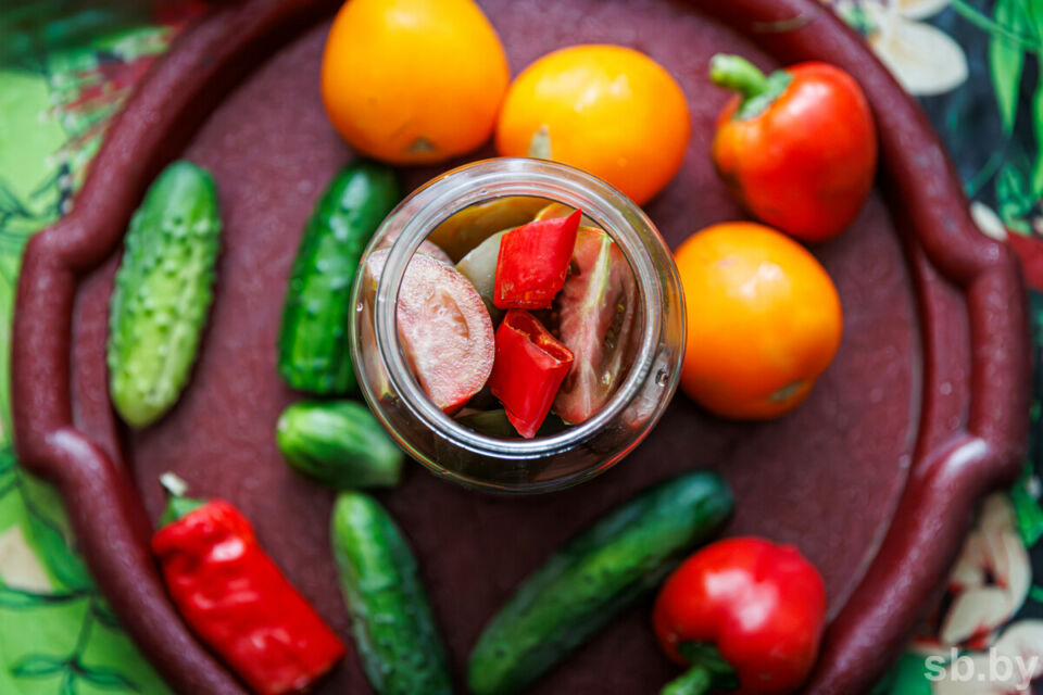 Домашней консервации — повышенное внимание: с начала года в Беларуси от ботулизма пострадали 8 человек