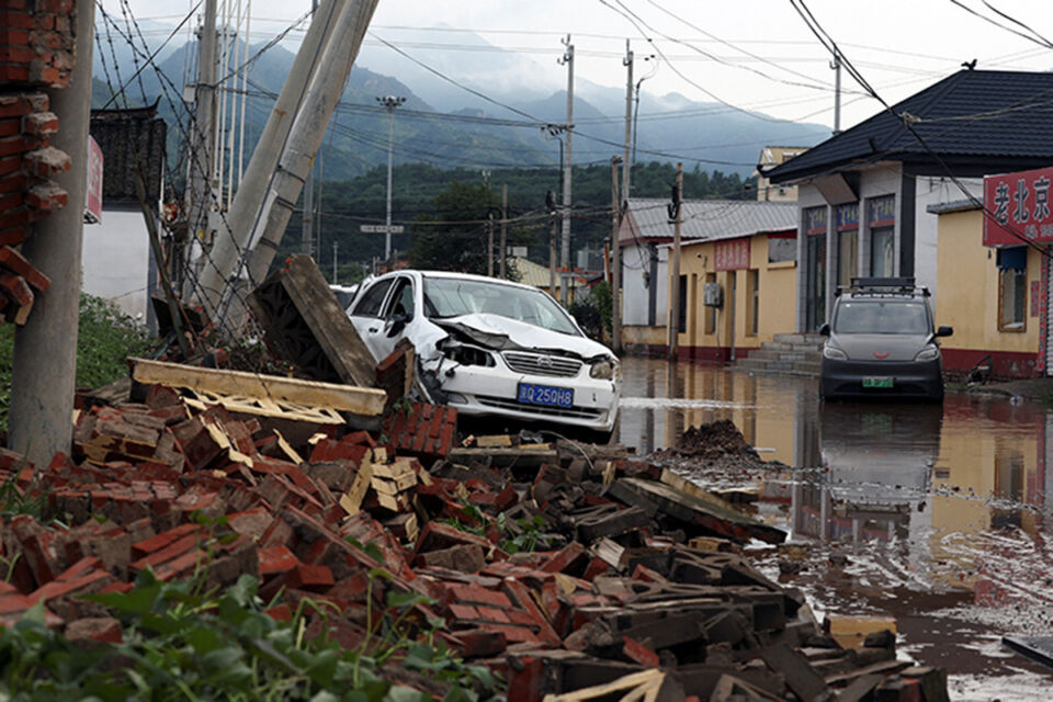 На севере Китая сошел сель — 10 человек погибли, 2 пропали