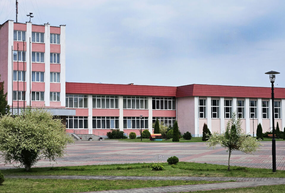 Порывистый ветер, в некоторых районах грозы. Какая погода ожидается сегодня в Беларуси