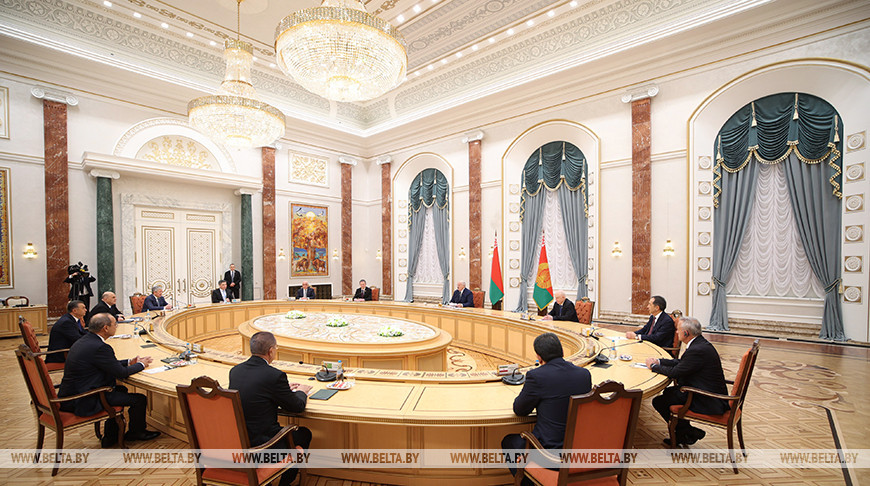 Лукашенко отмечает неплохие темпы развития в СНГ и ЕАЭС