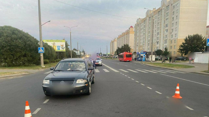 В Барановичах на пешеходном переходе автомобиль сбил 12-летнюю девочку 