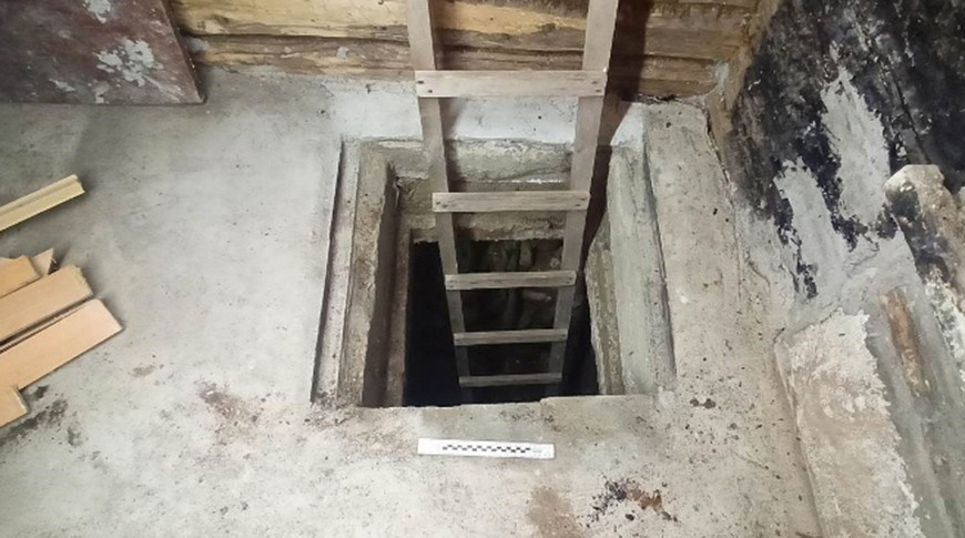 Супруги нашли труп в подвале купленного дома. Судэксперты установили личность мужчины