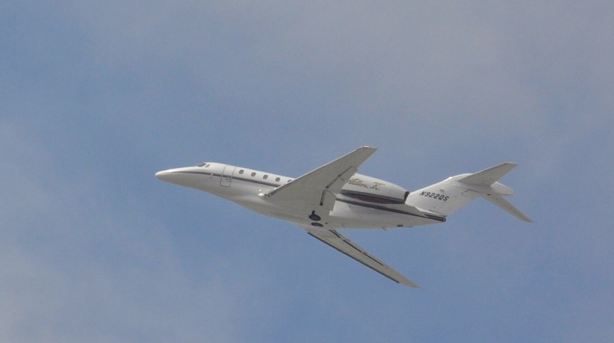 Четыре человека погибли при падении самолета в Канаде