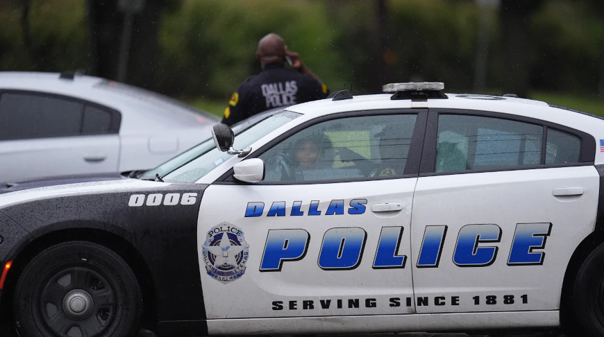 При стрельбе у здания иммиграционной службы в Техасе погибли два человека